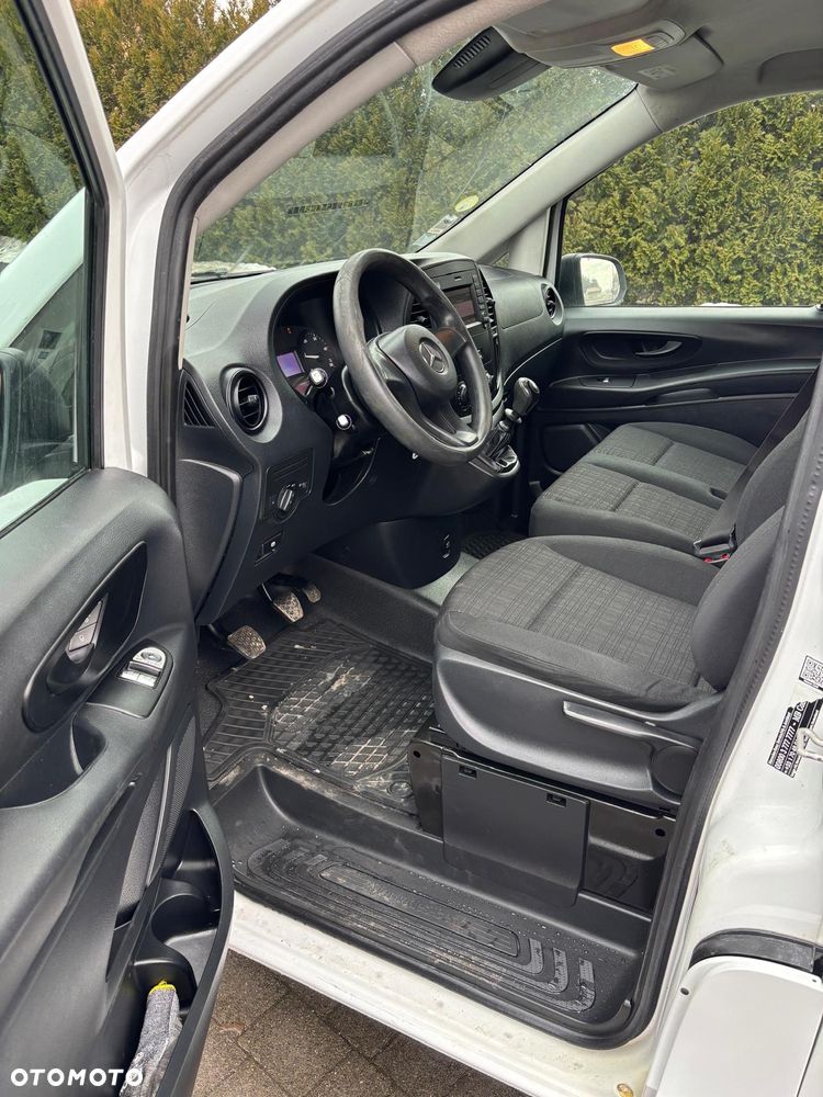 Mercedes-Benz VITO - 10