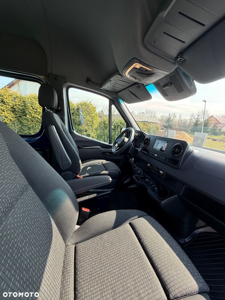 Mercedes-Benz SPRINTER MULTICAB - 9