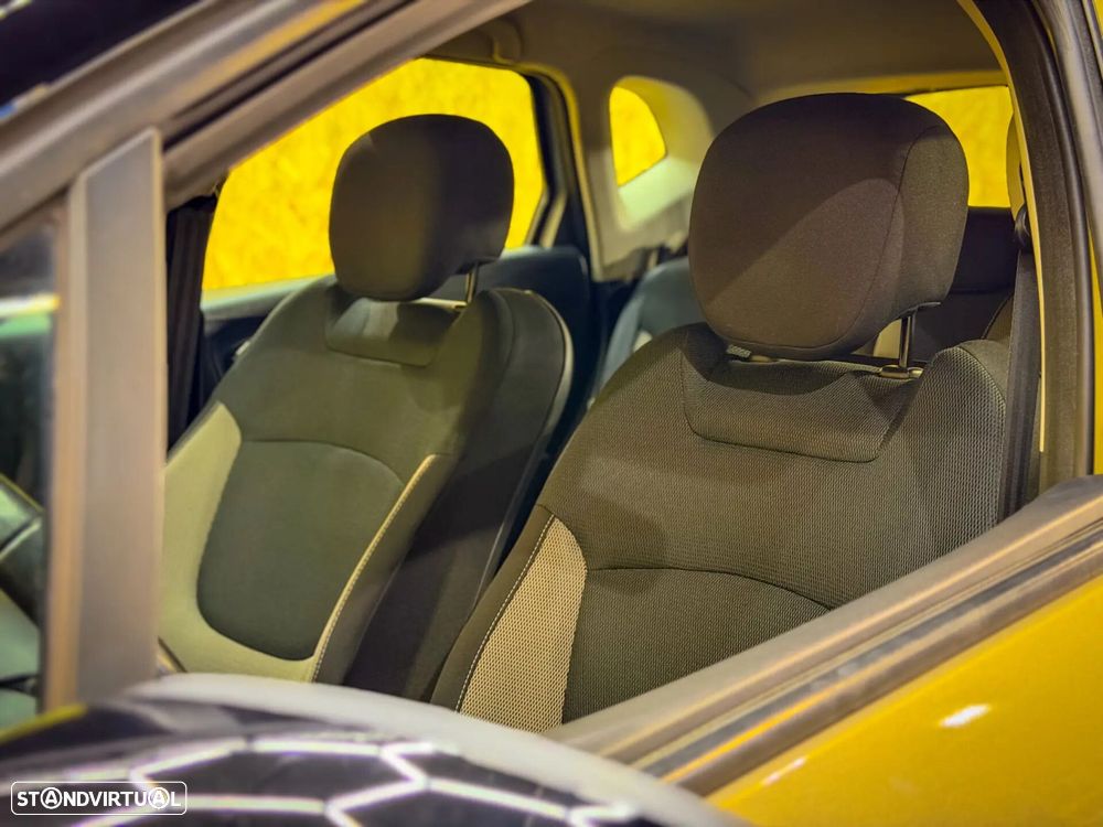 Renault Captur 1.0 TCe Intens - 30