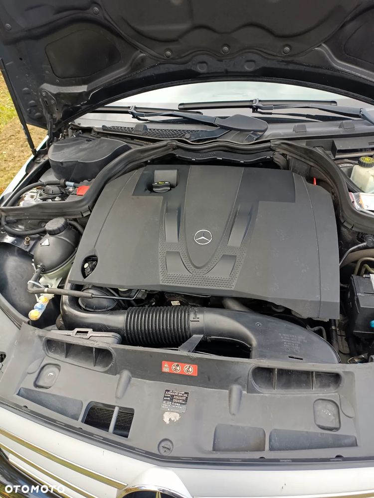 Mercedes-Benz Klasa C 220 T CDI DPF Automatik Avantgarde - 12