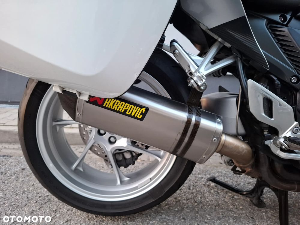 Honda VFR - 17