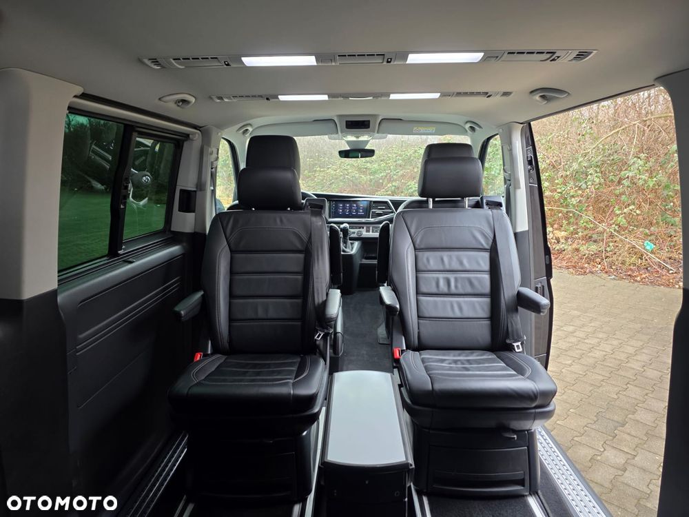 Volkswagen Multivan - 36