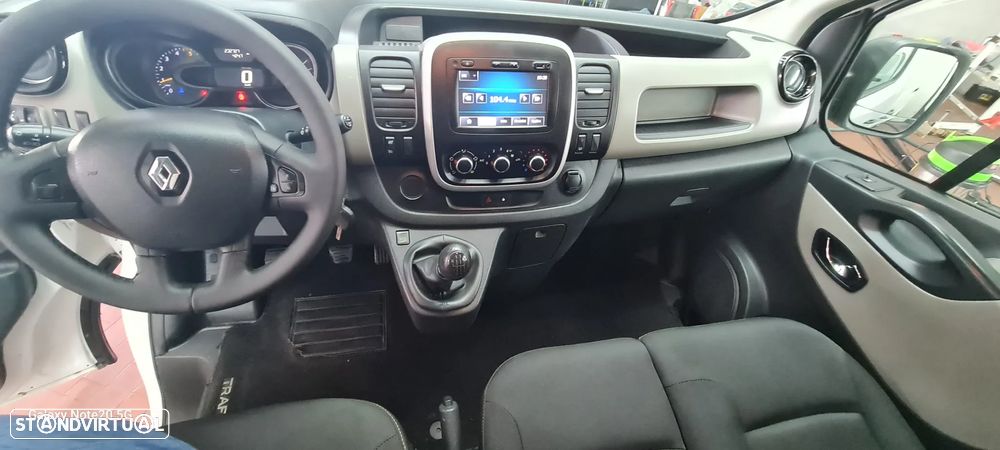 Renault Trafic 1.6dci 120 L2 - 16
