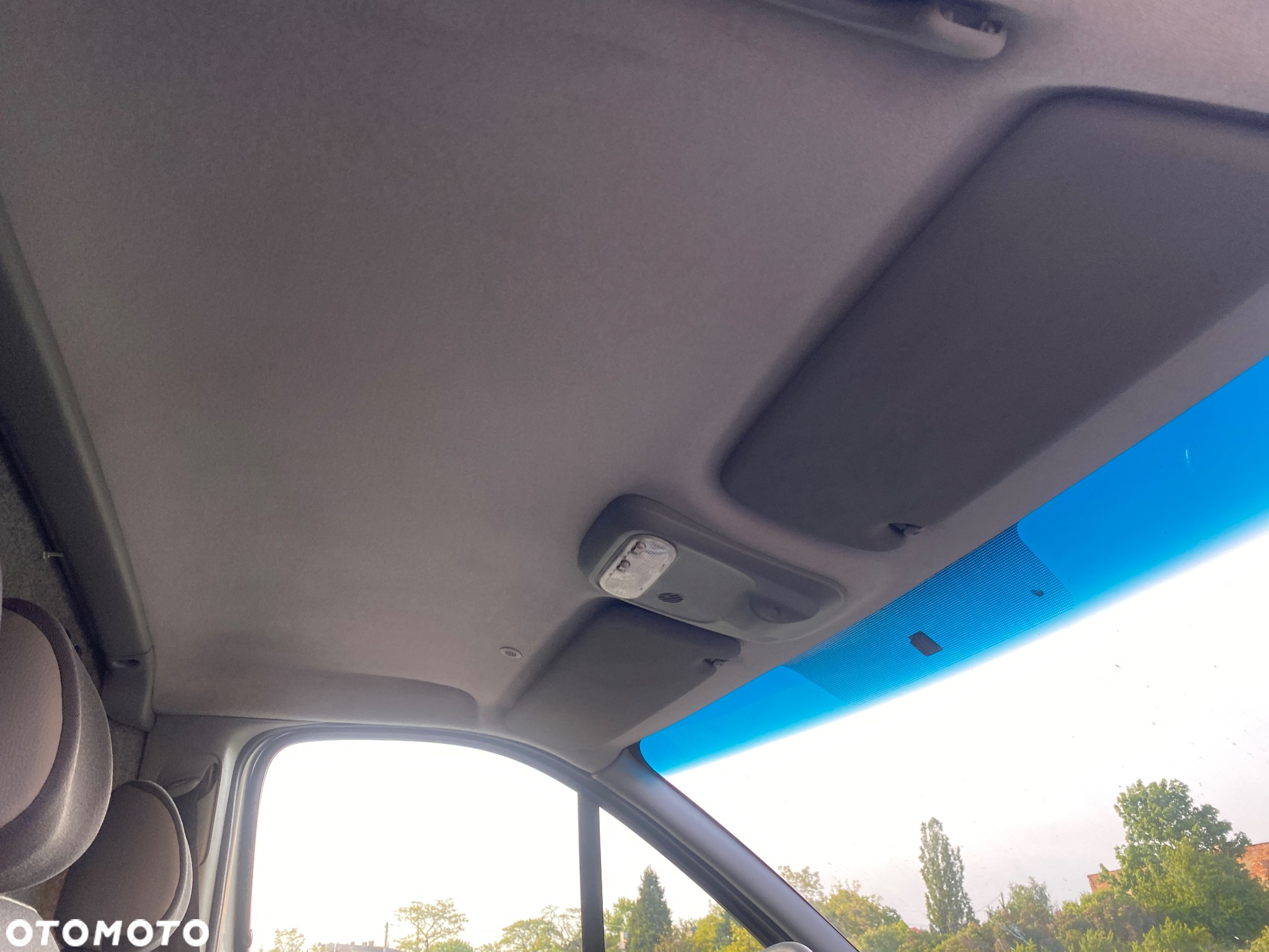 Opel VIVARO - 24