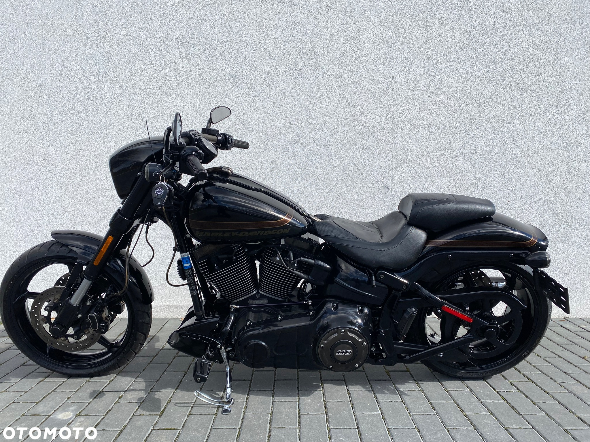 Harley-Davidson FXSB Breakout - 10