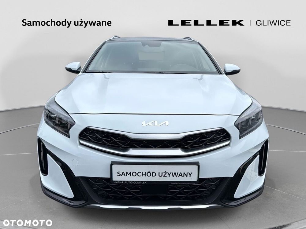 Kia Xceed 2023 photo 2