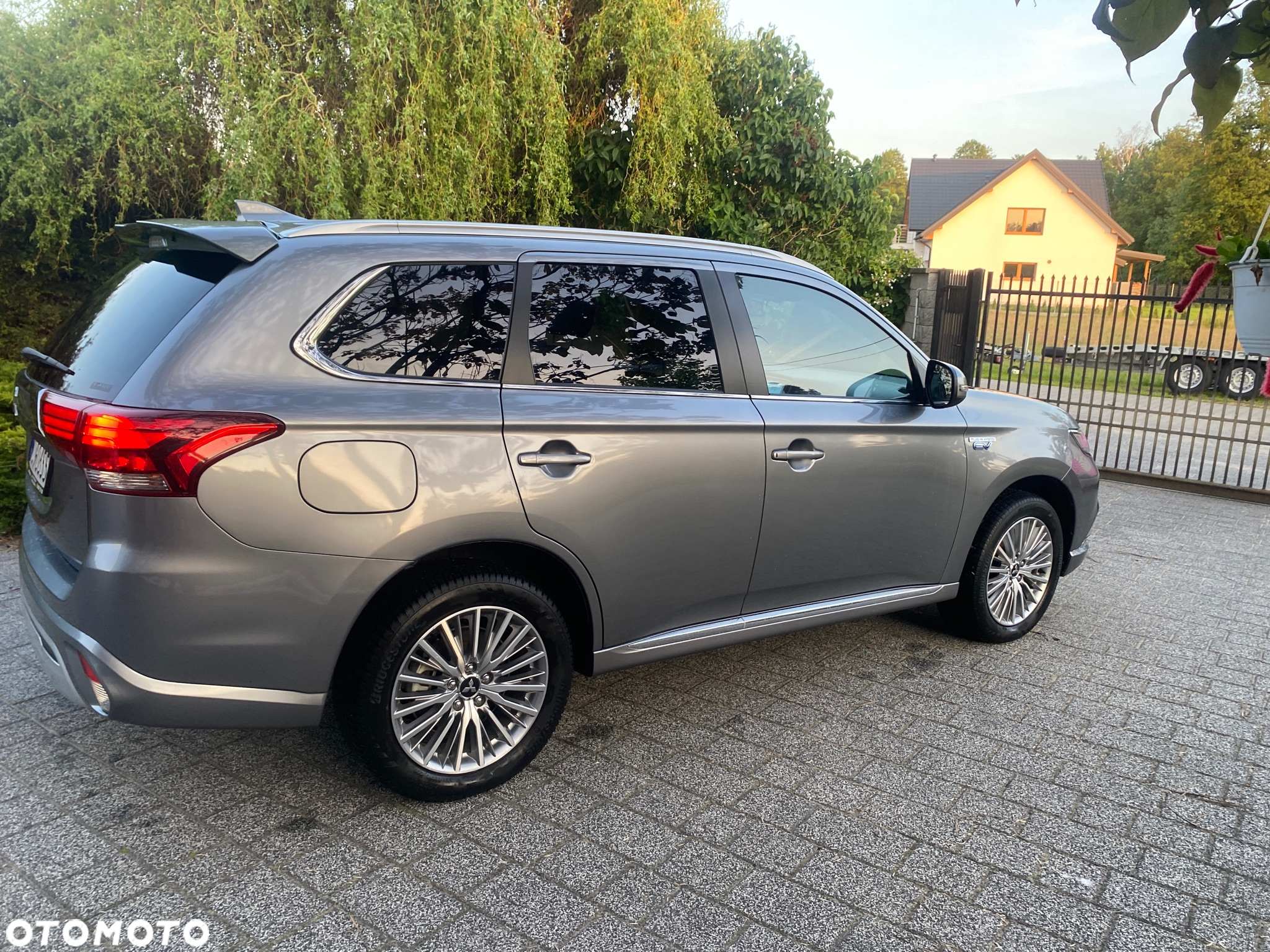 Mitsubishi Outlander 2.4 4WD Plug-In Hybrid Diamant - 7