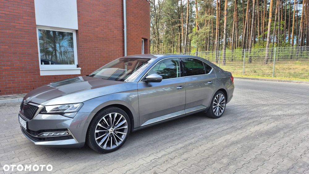 Skoda Superb 2.0 TSI 4x4 L&K DSG - 2
