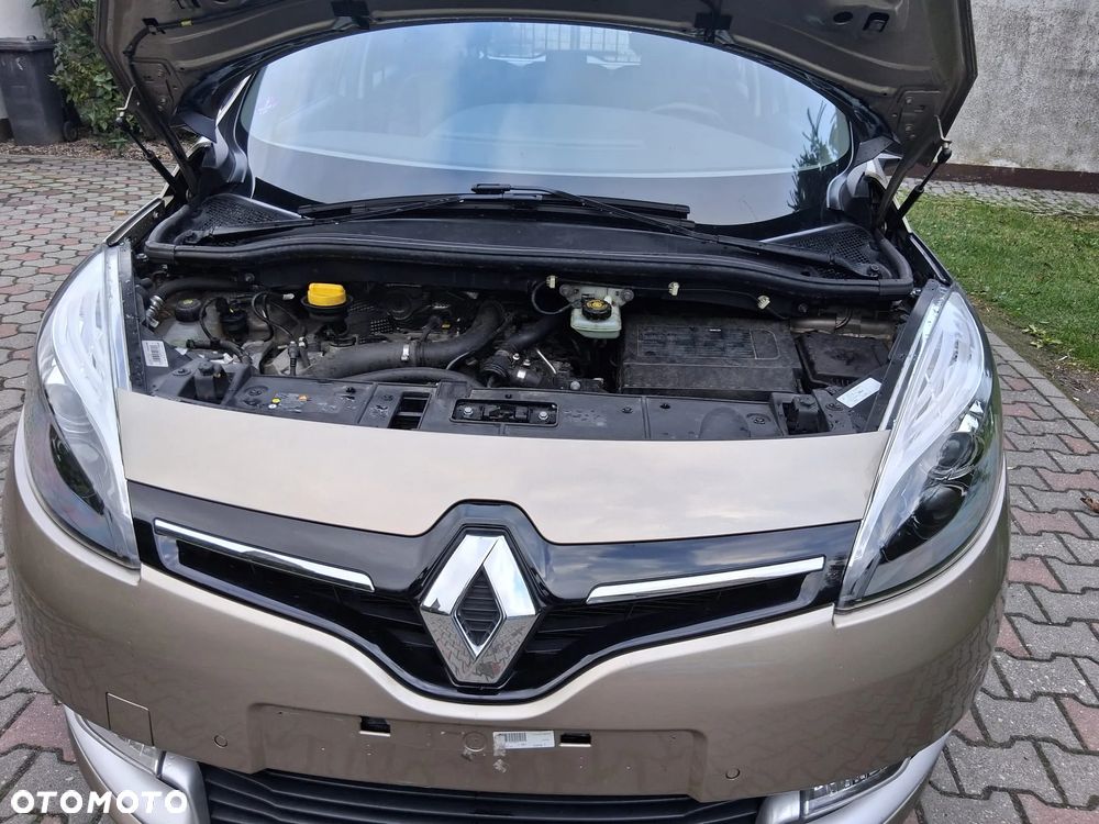 Renault Scenic ENERGY TCe 115 LIFE - 9