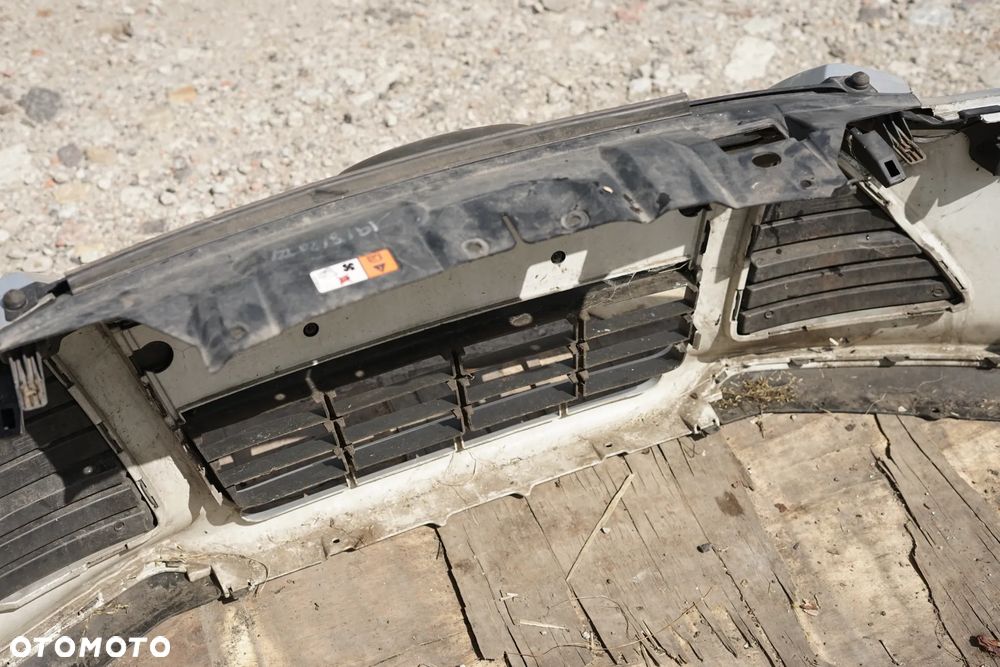Zderzak przód przedni Ford Focus Mk.3 0B - 10