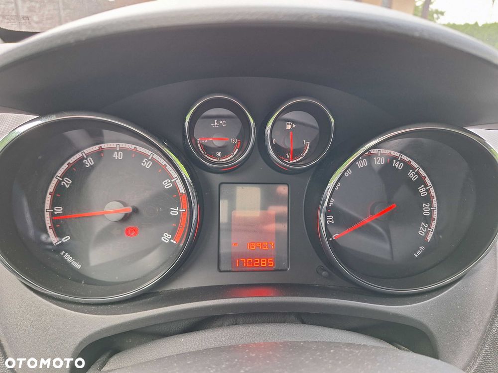 Opel Meriva - 8