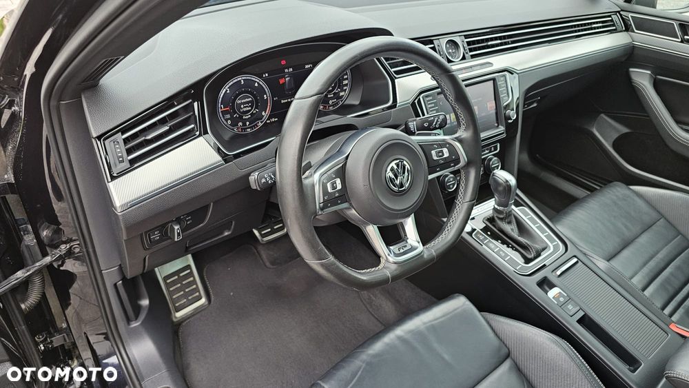 Volkswagen Passat 2.0 TDI Bi-Turbo BMT 4Mot Highline DSG - 12
