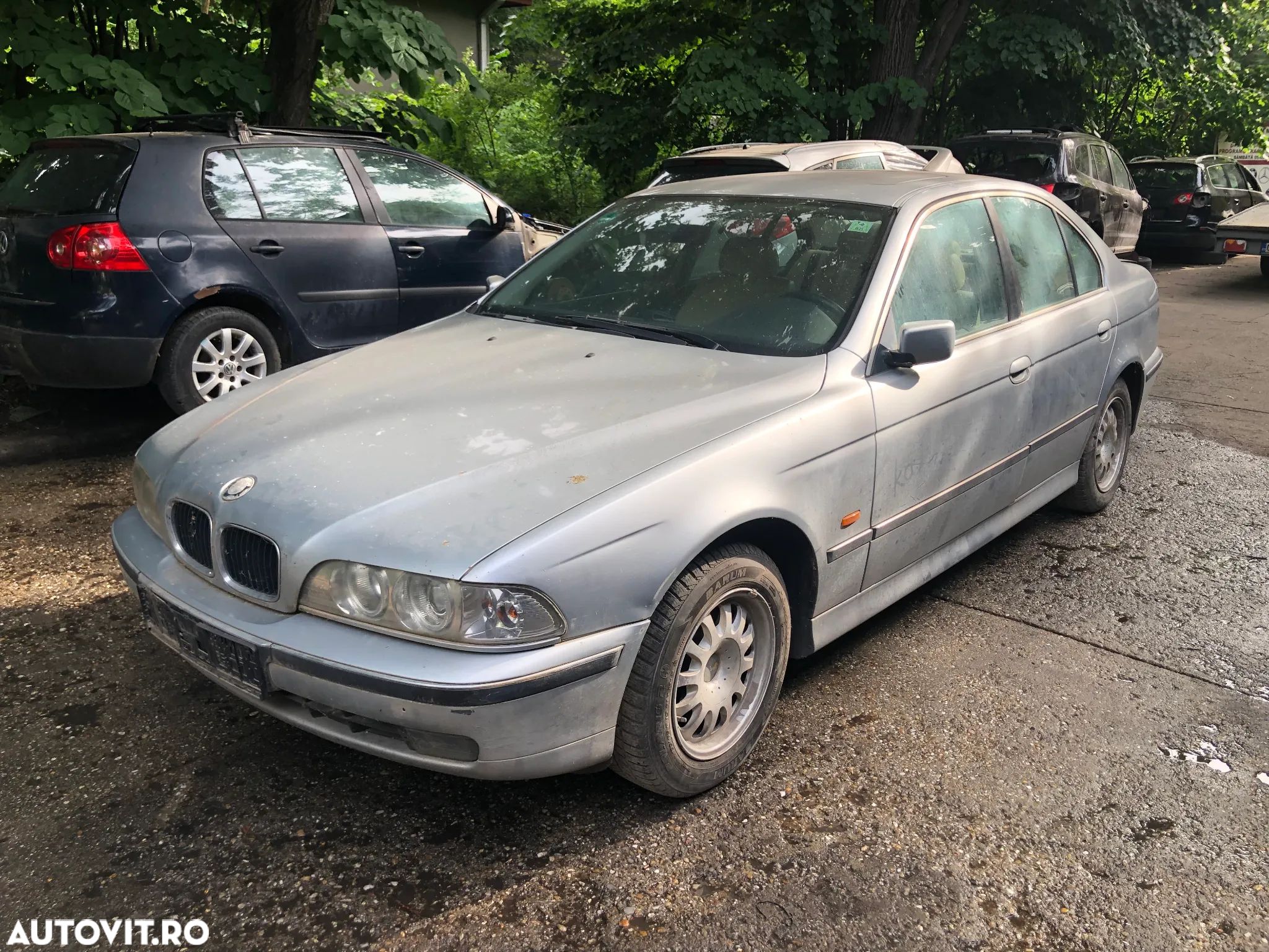 Dezmembrez Bmw 520i seria 5 E39 gri argintiu 1999 - 1