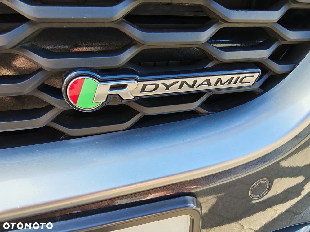 Jaguar XE 2.0 D180 AWD R-Dynamic SE - 36