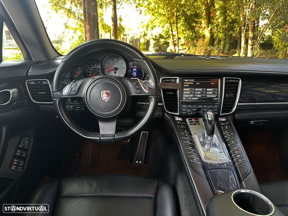 Porsche Panamera S PDK - 28