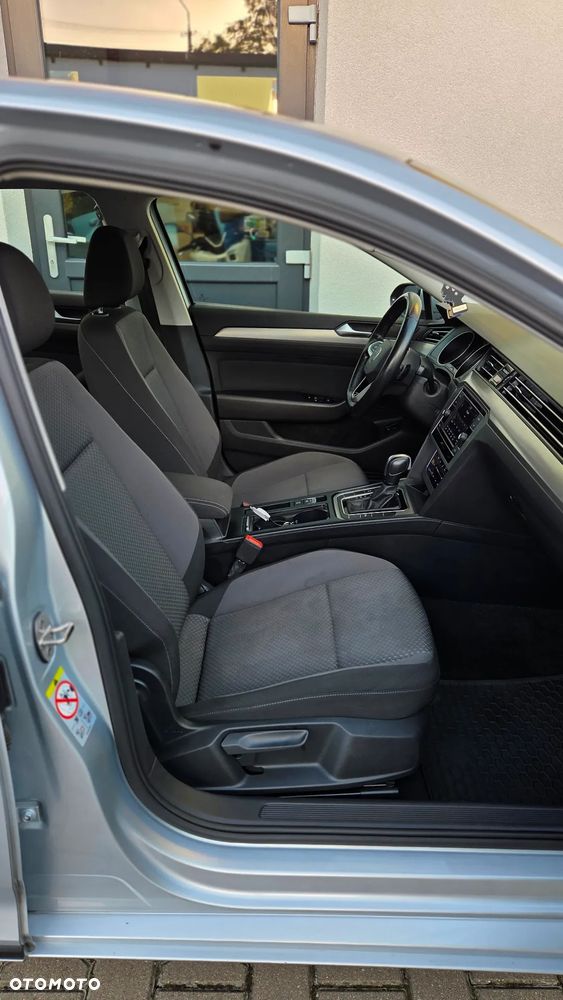 Volkswagen Passat 1.5 TSI EVO Essence DSG - 20