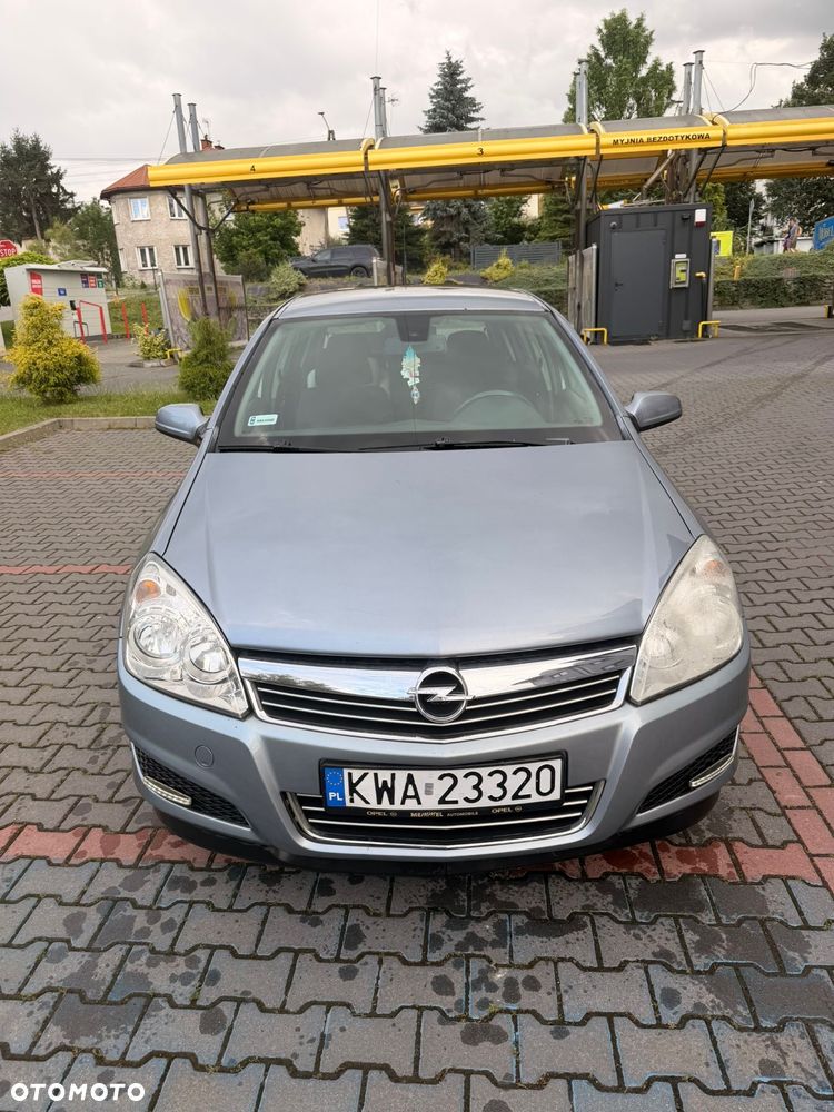 Opel Astra - 1