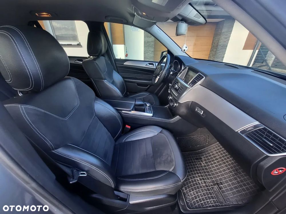 Mercedes-Benz ML 250 BlueTec 4-Matic - 16
