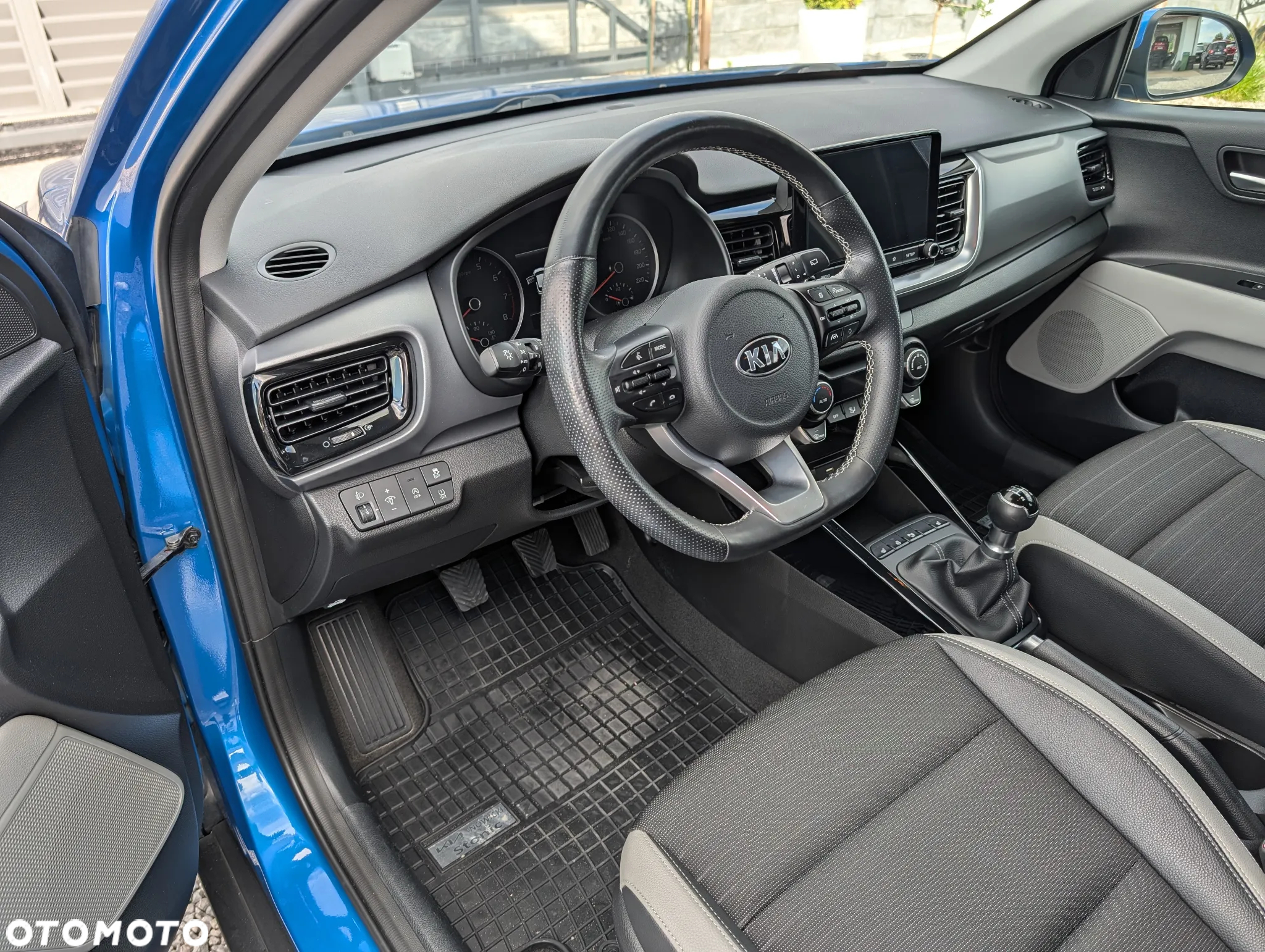 Kia Stonic 1.2 L Business Line - 15
