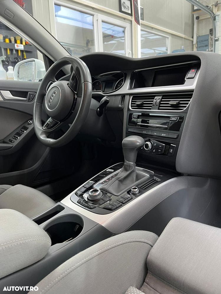Audi A4 2.0 TDI DPF clean quattro S tronic Ambiente - 3