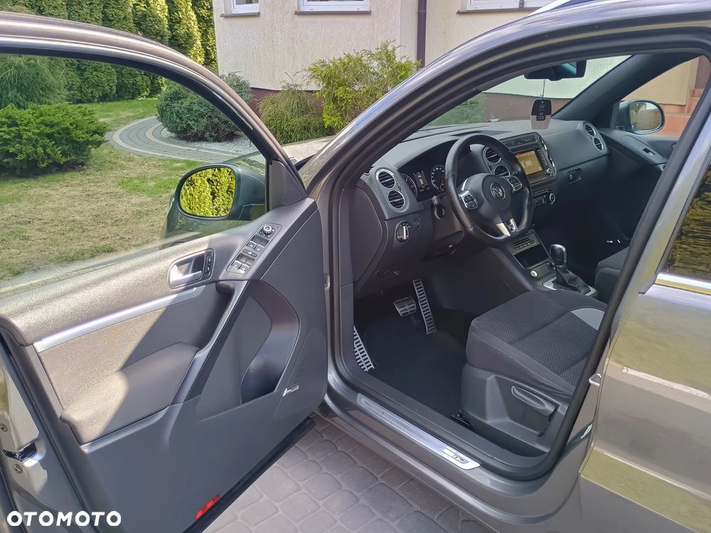 Volkswagen Tiguan 2.0 TDI 4Mot Perfectline R-Style DSG - 11