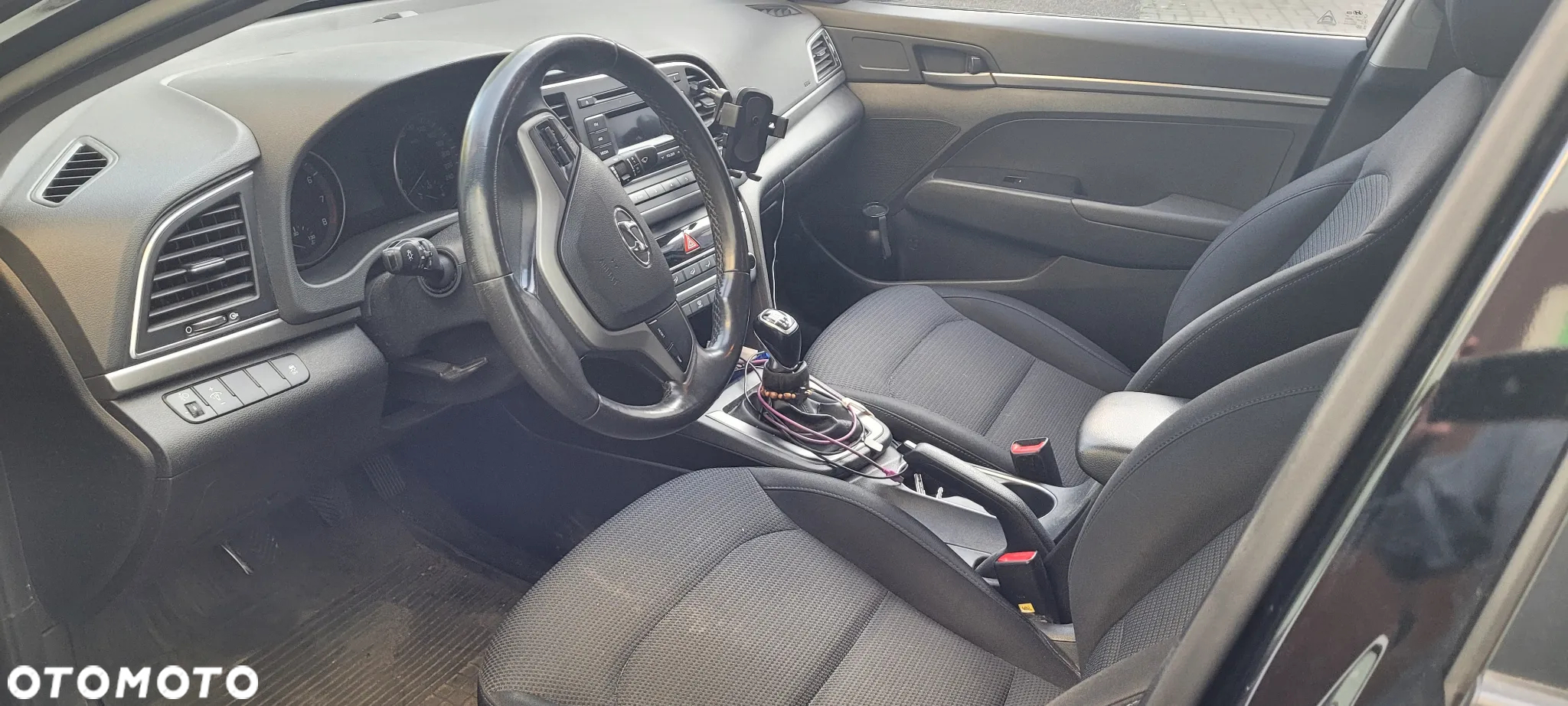 Hyundai Elantra 1.6 Classic + - 3