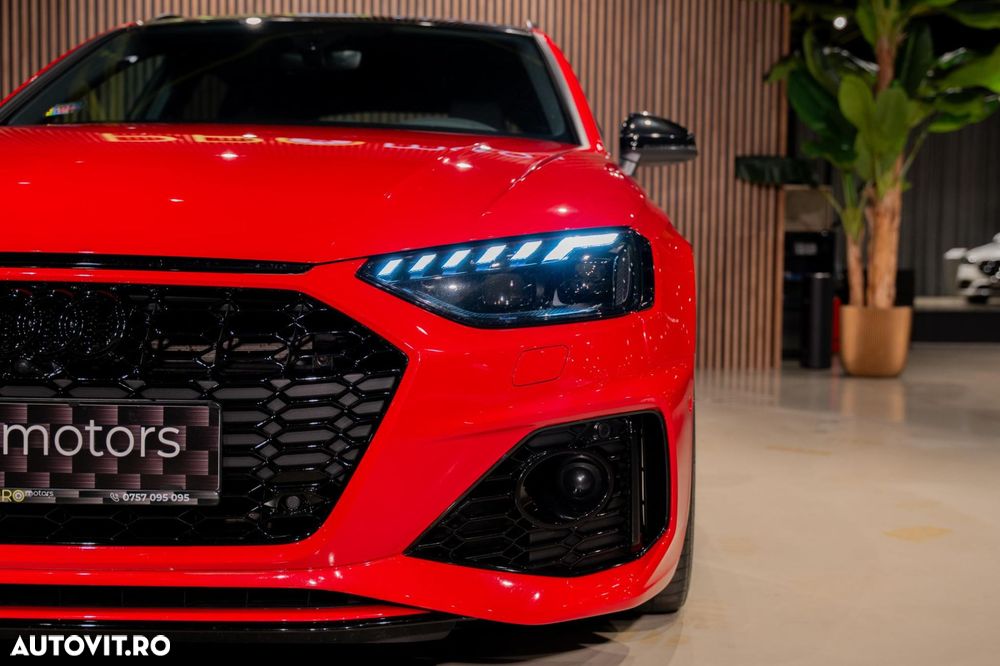 Audi RS4 Avant quattro Tiptronic - 11