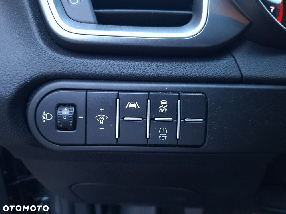 Kia Ceed 1.5 T-GDI S - 17