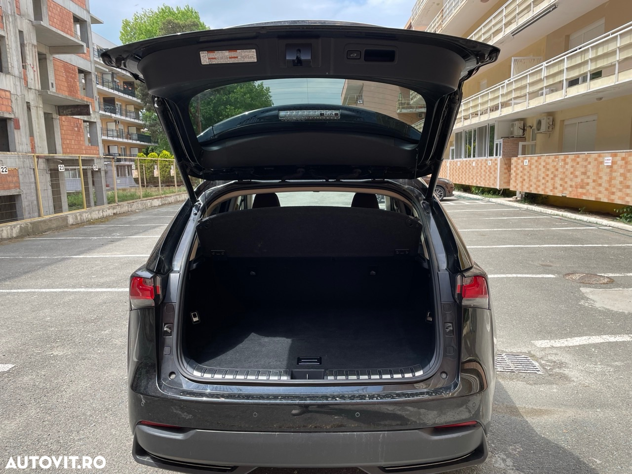 Lexus Seria NX 300h Luxury - 9