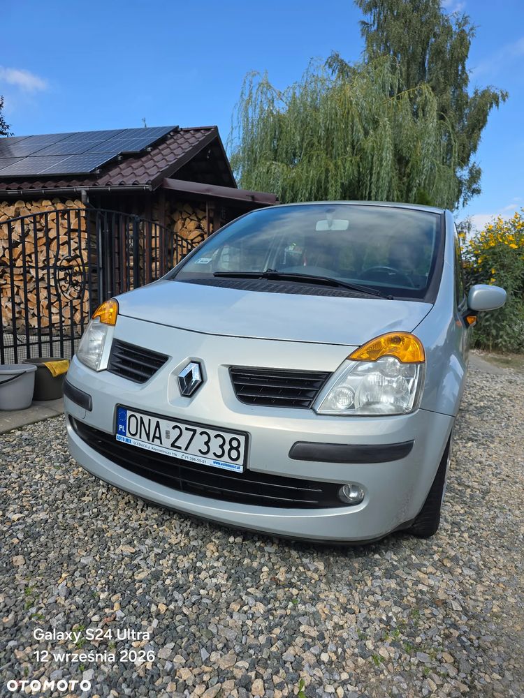 Renault Modus - 1