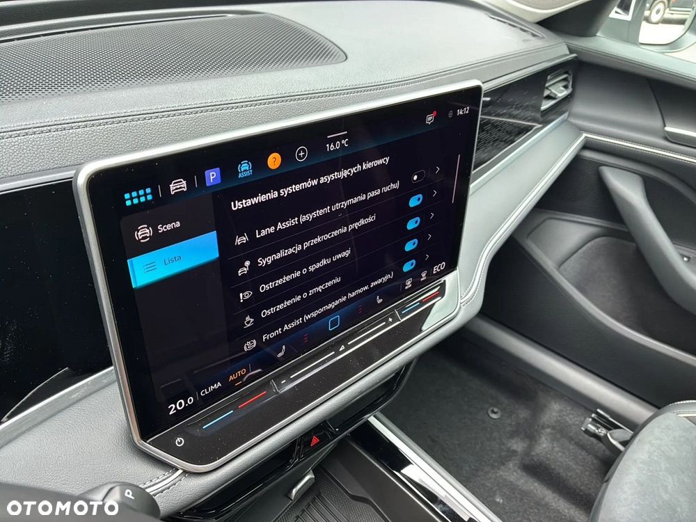 Volkswagen Passat - 15