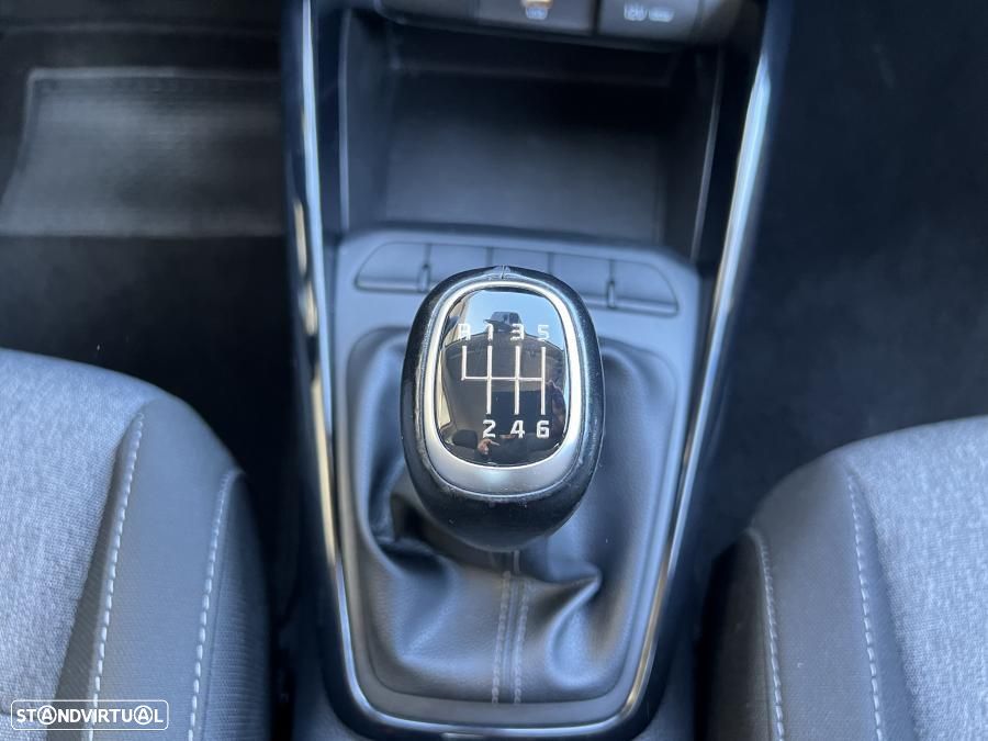 Kia Stonic 1.0 T-GDI Wave - 38