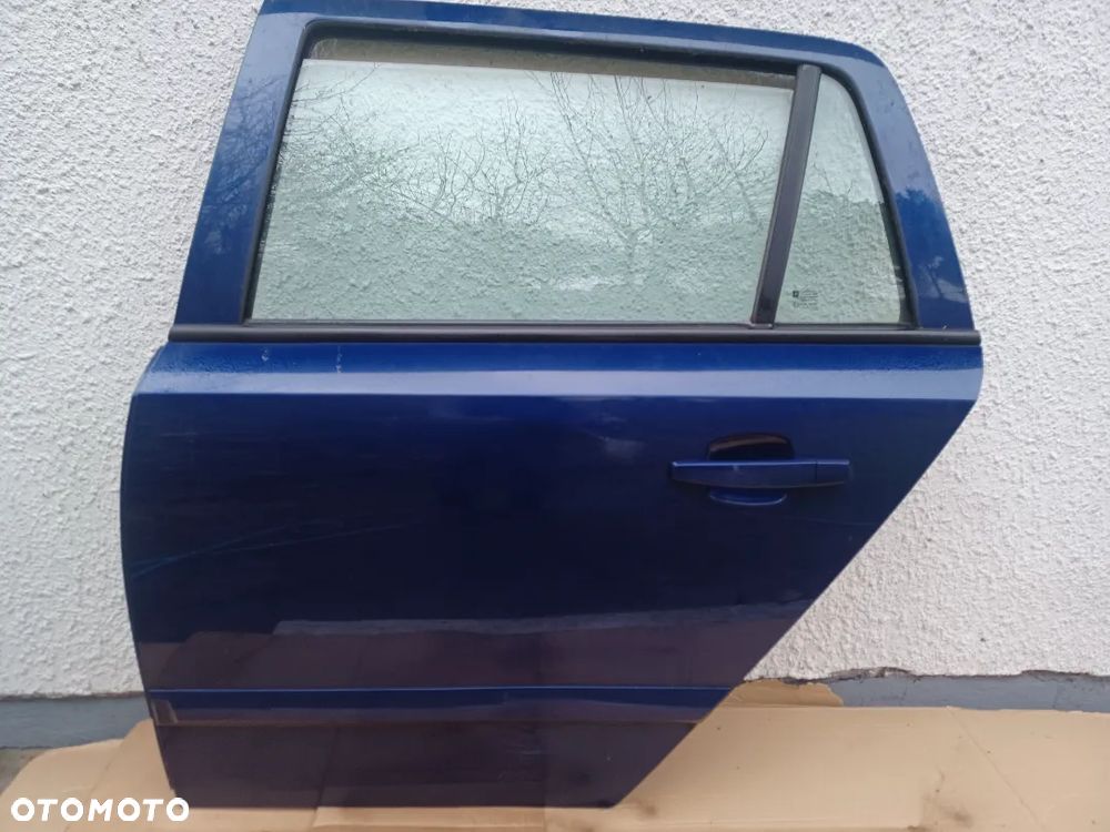 DRZWI TYLNE LEWE ASTRA H KOMBI Z21B - 1