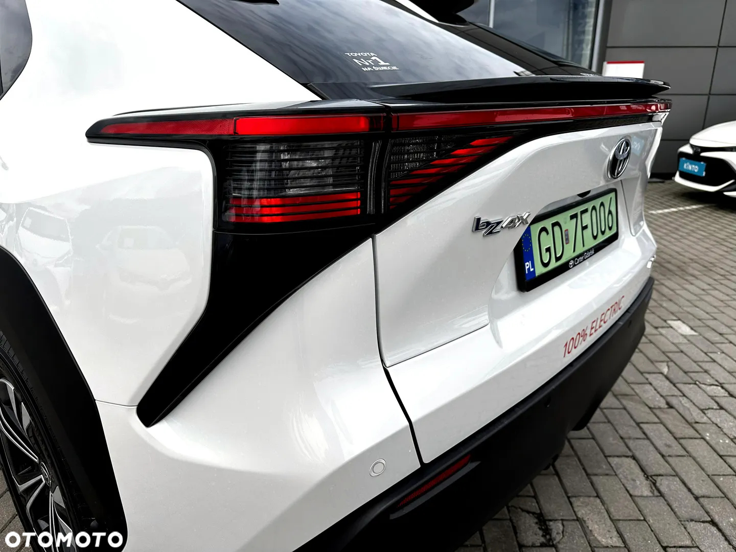 Toyota bZ4X 71.4kWh 4x4 Prestige - 6