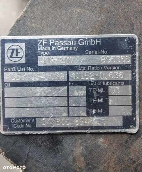 Skrzynia biegów ZF 4WG 4WG-210 Hitachi Case Komatsu - 2