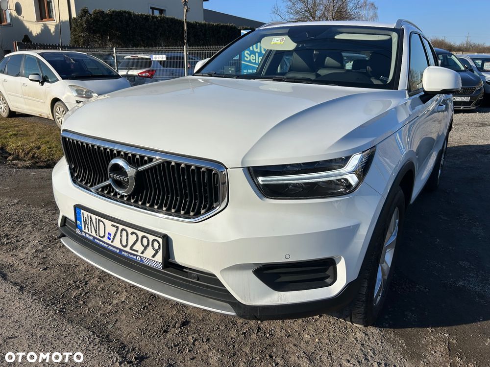 Volvo XC 40 T5 AWD Momentum Pro - 4