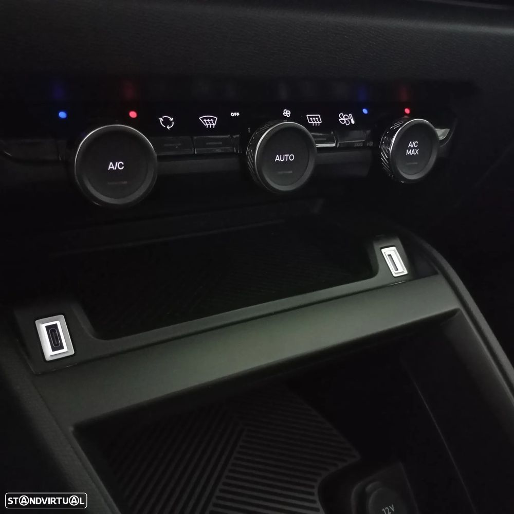 Citroën C4 X 1.2 PureTech Feel Pack EAT8 - 12