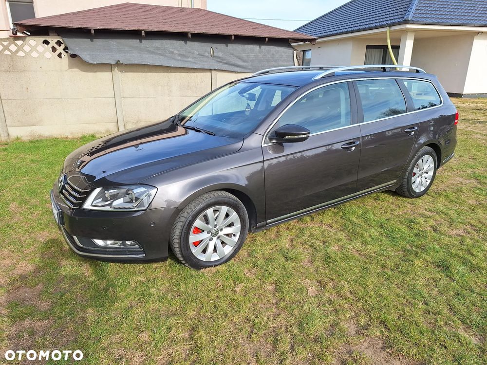 Volkswagen Passat 2.0 TDI DSG BlueMotion Technology Comfortline - 11