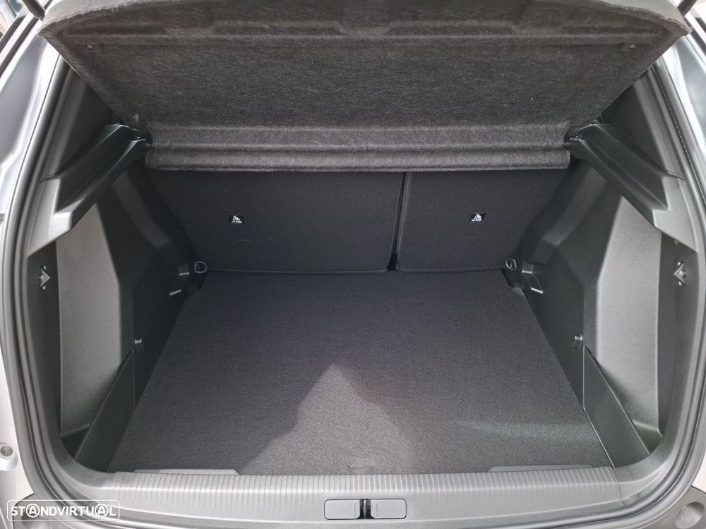 Peugeot e-2008 54 kWh Style - 16