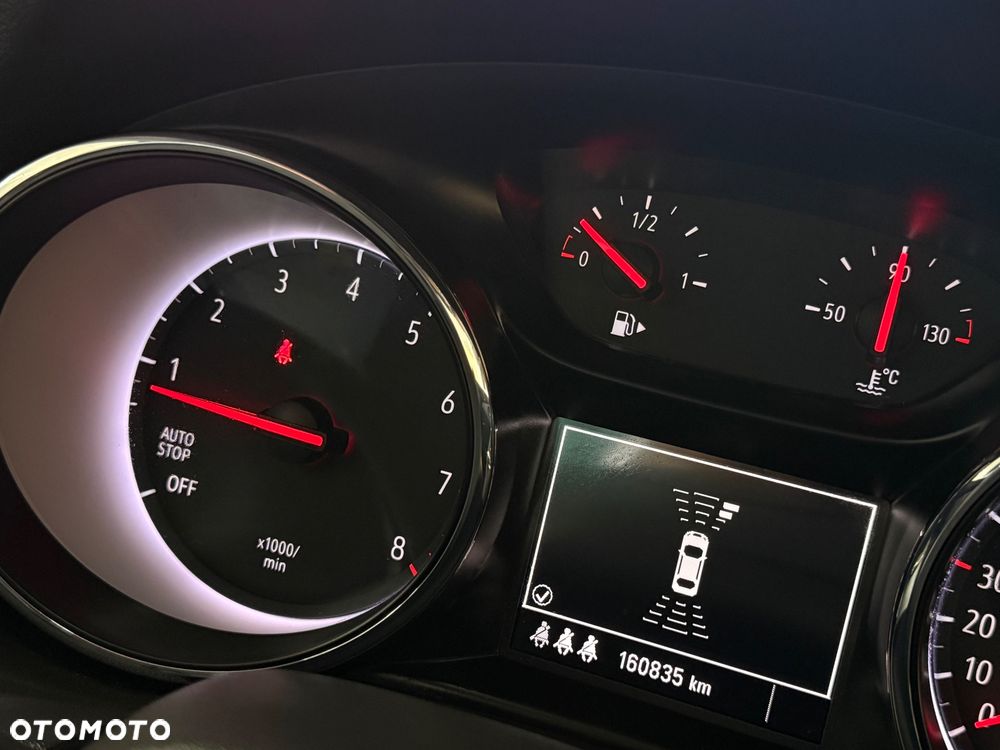 Opel Insignia 1.5 T Exclusive S&S - 10