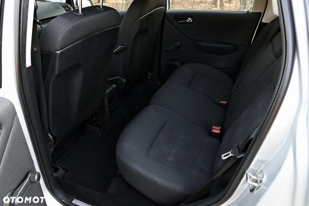 Mercedes-Benz Klasa A 150 BlueEFFICIENCY Avantgarde Flotte - 7