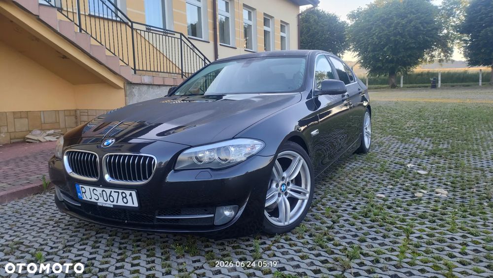 BMW Seria 5 520d Luxury Line - 1