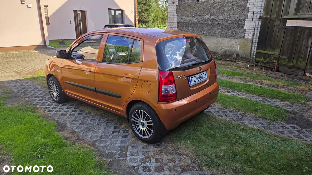 Kia Picanto 1.0 Family - 5