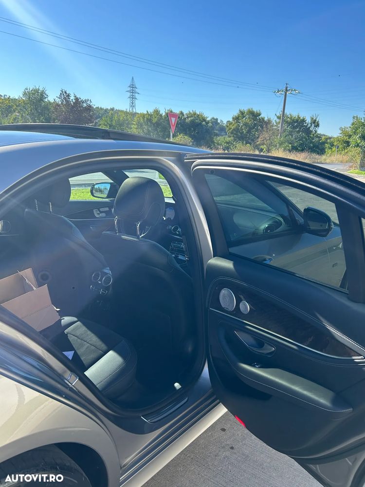 Mercedes-Benz E 300 4MATIC 9G-TRONIC AMG Line - 13