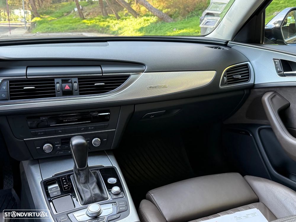 Audi A6 Allroad 3.0 TDi quattro S tronic - 16