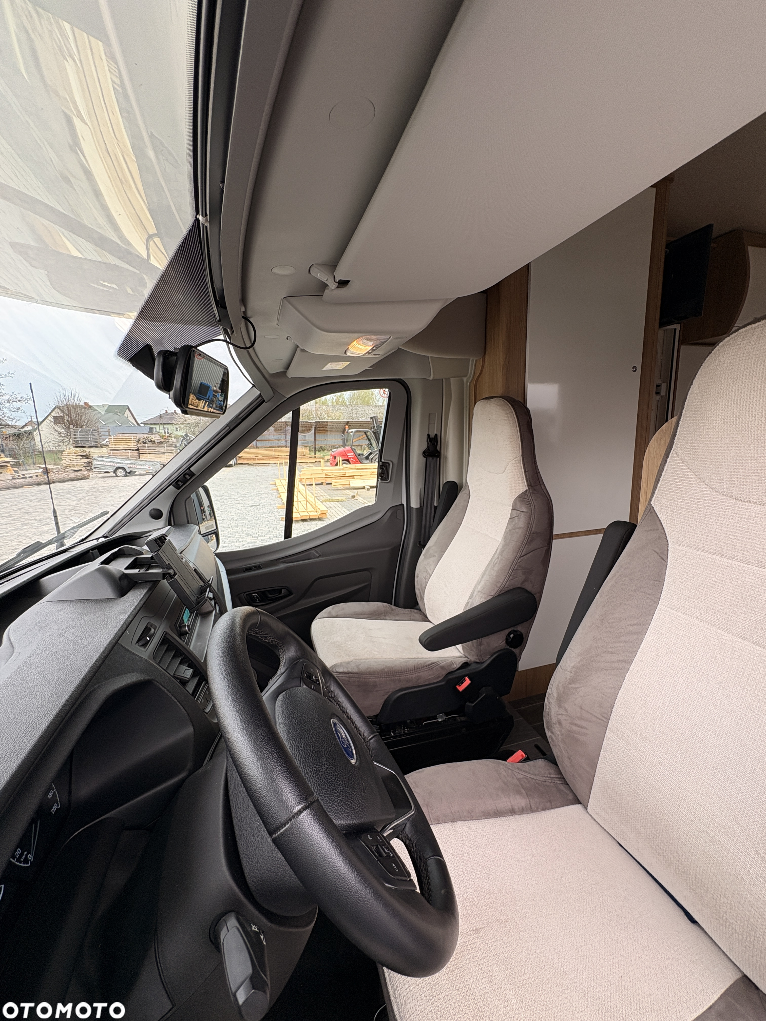 Ford Transit - 15