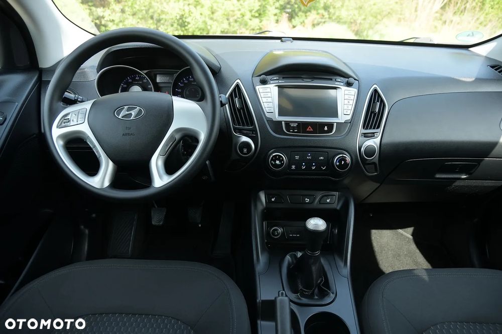 Hyundai ix35 2.0 Premium 2WD - 23