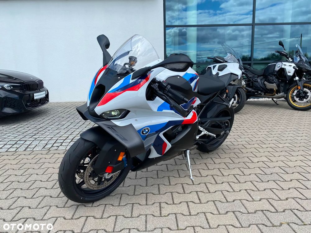 BMW S - 5