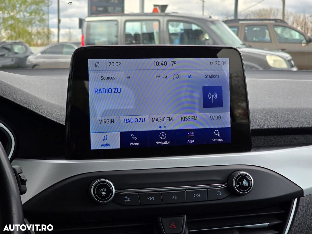 Ford Focus 1.0 EcoBoost Trend Edition - 25