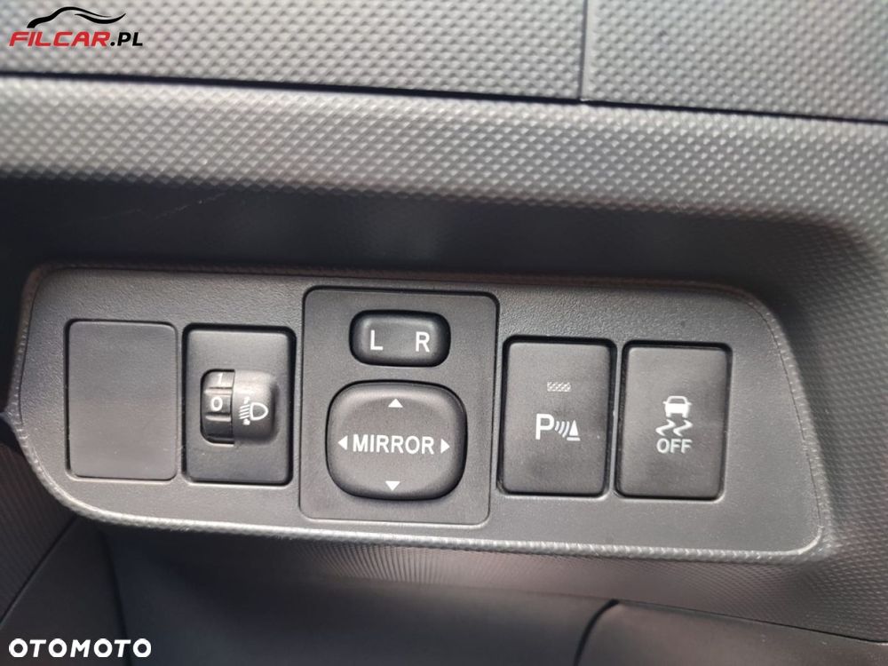 Toyota Auris - 16